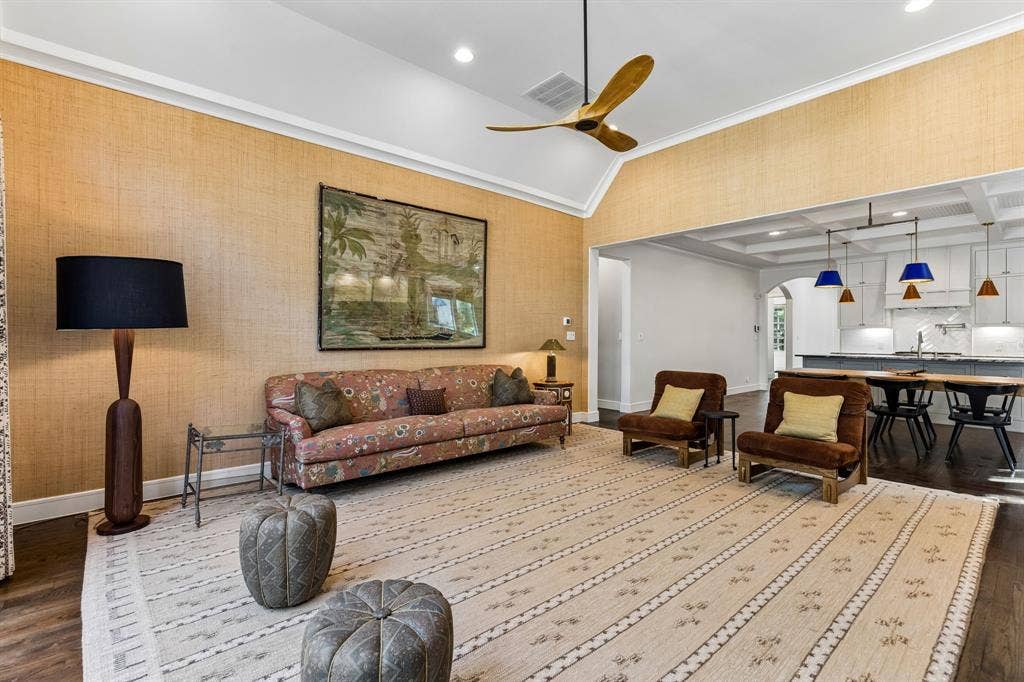 1921 Old Orchard Drive, Dallas, TX 75208 1921 Old Orchard Drive, Dallas, TX 75208