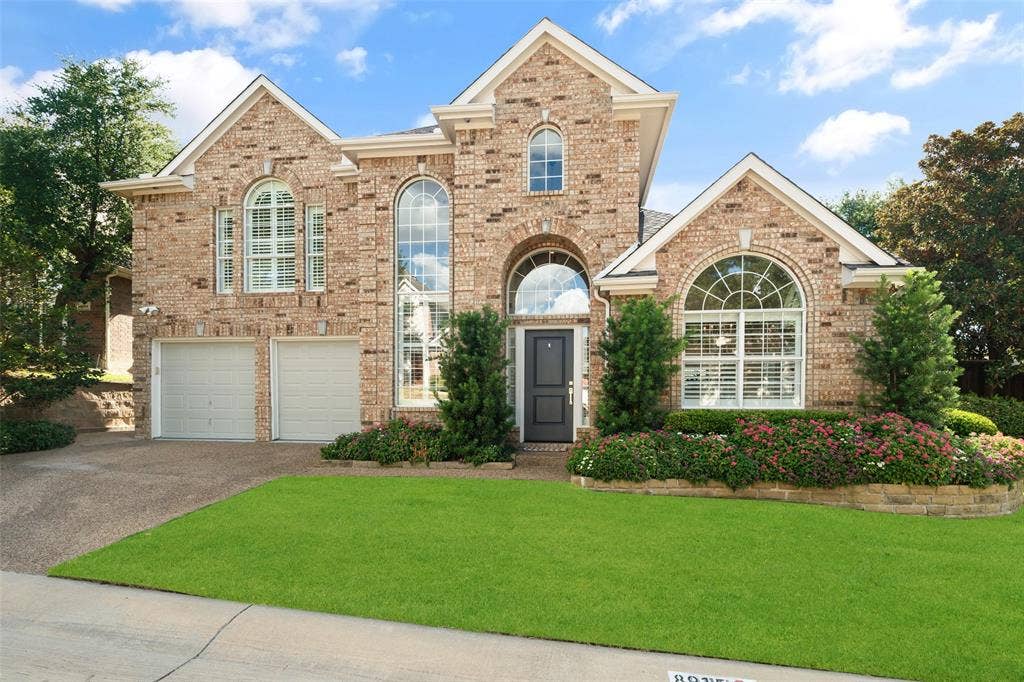 8915 White Pine Lane, Dallas, TX 75238 8915 White Pine Lane, Dallas, TX 75238