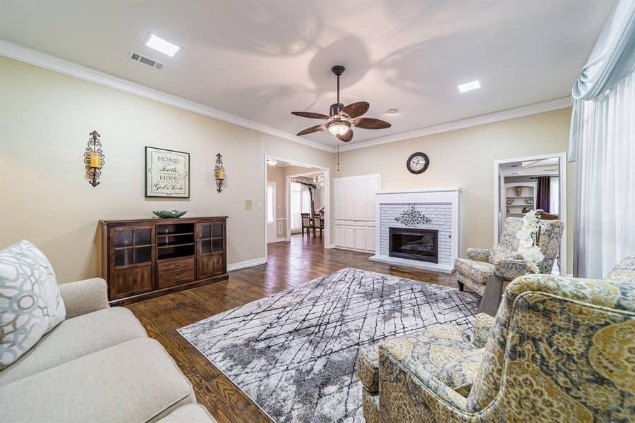 Property photo for 3305 Eisenhower Lane, Plano, TX