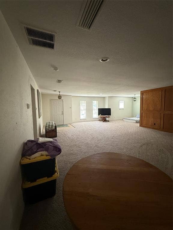 7135 Cosgrove Drive, Dallas, TX 75231 7135 Cosgrove Drive, Dallas, TX 75231