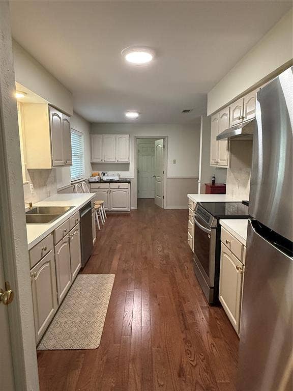 7135 Cosgrove Drive, Dallas, TX 75231 7135 Cosgrove Drive, Dallas, TX 75231