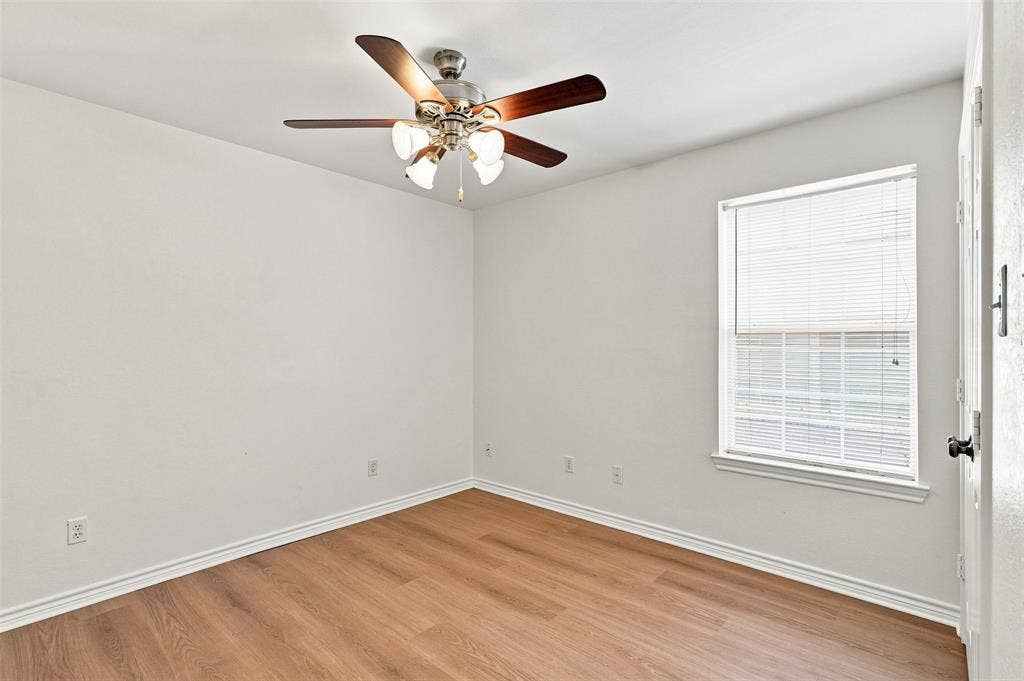 6922 Sayle Street, Greenville, TX 75402 6922 Sayle Street, Greenville, TX 75402