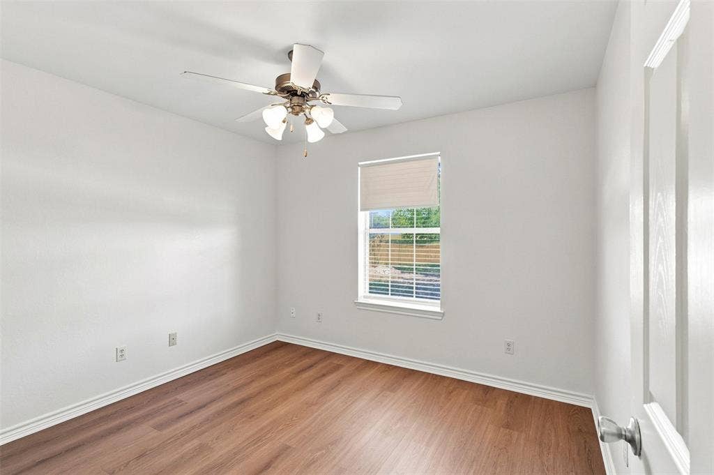 6922 Sayle Street, Greenville, TX 75402 6922 Sayle Street, Greenville, TX 75402