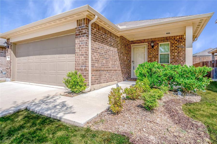 Property photo for 1136 Aragon Trail, Mesquite, TX