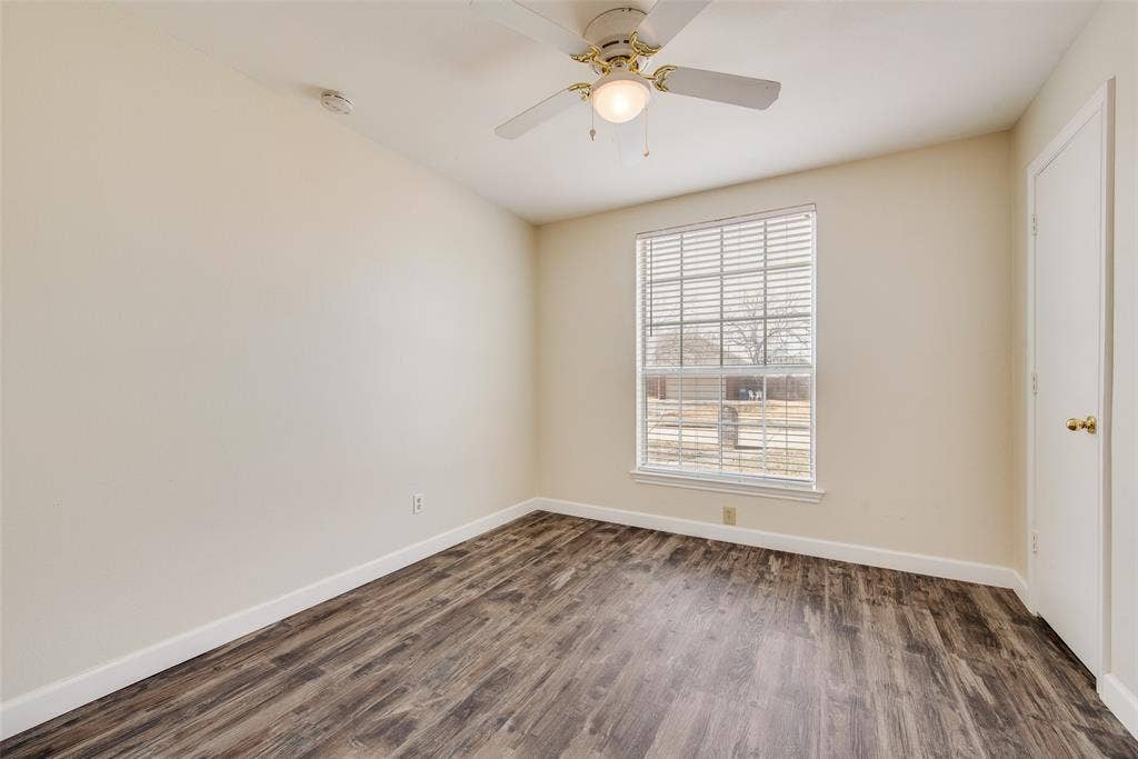 2126 Millwood Drive, Corinth, TX 76210 2126 Millwood Drive, Corinth, TX 76210