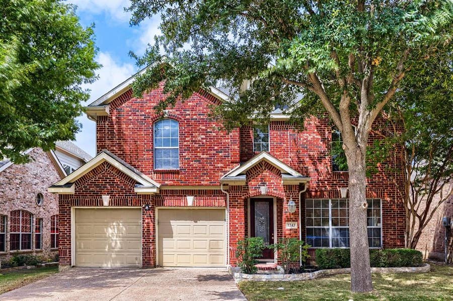Property photo for 1343 Valley Vista Drive, Irving, TX