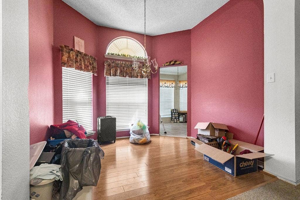 926 Wintercrest Court, Arlington, TX 76017 926 Wintercrest Court, Arlington, TX 76017