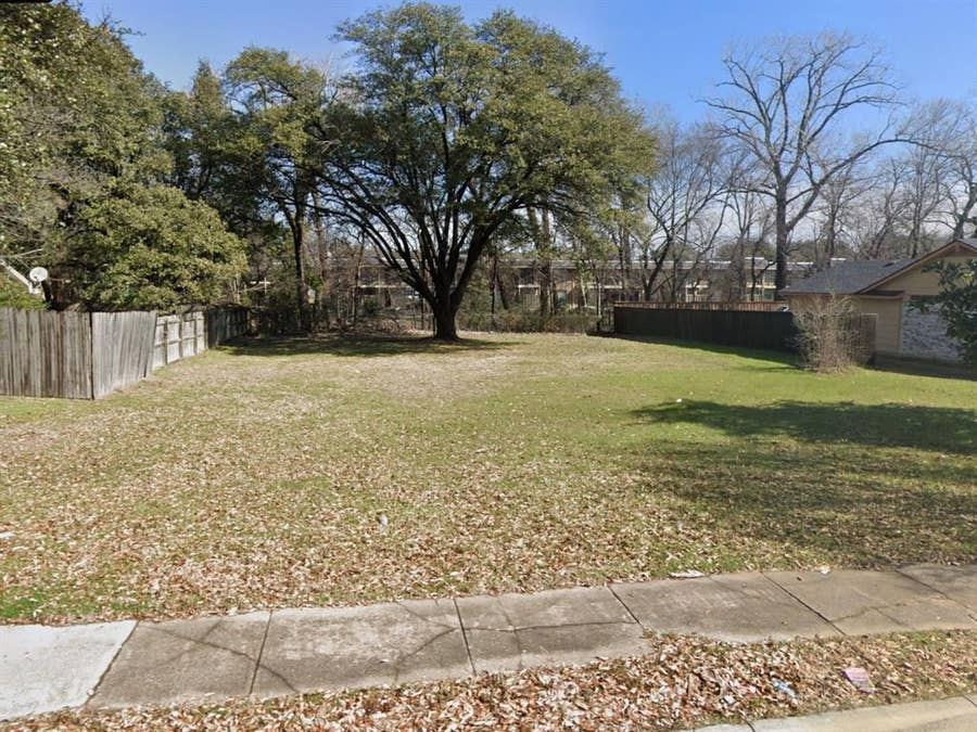 Property photo for 11624 Drummond Drive, Dallas, TX