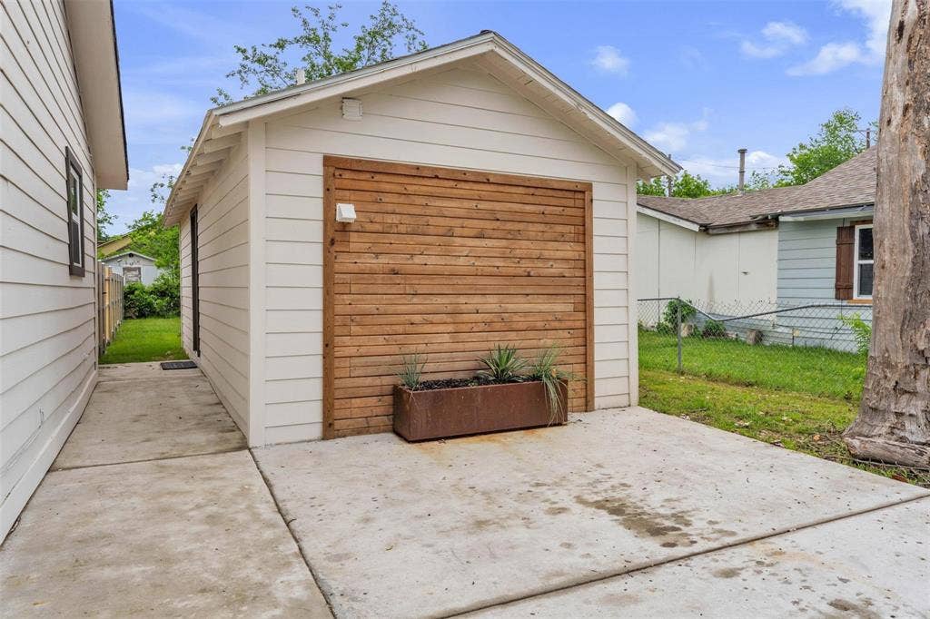 601 Pearson Avenue, #B, McKinney, TX 75069 601 Pearson Avenue, #B, McKinney, TX 75069