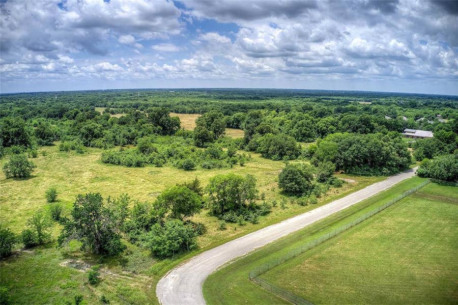 Property photo for TBD Washington Street, Commerce, TX