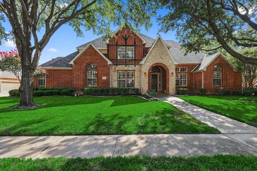 Property photo for 614 Castle Creek Drive, Coppell, TX
