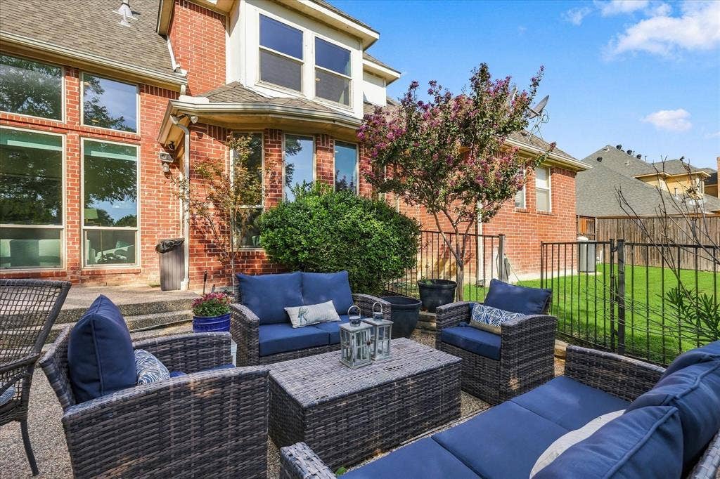 614 Castle Creek Drive, Coppell, TX 75019
