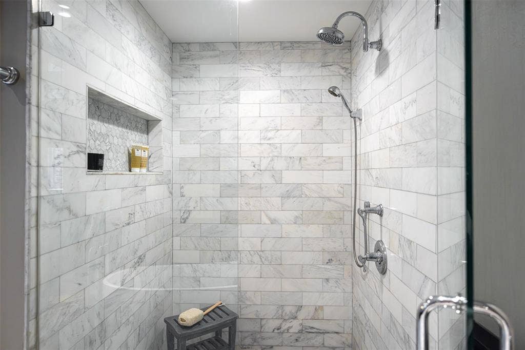 13715 Creekside Place, Dallas, TX 75240 13715 Creekside Place, Dallas, TX 75240