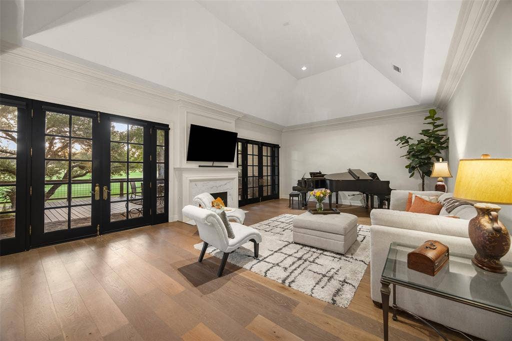 13715 Creekside Place, Dallas, TX 75240 13715 Creekside Place, Dallas, TX 75240