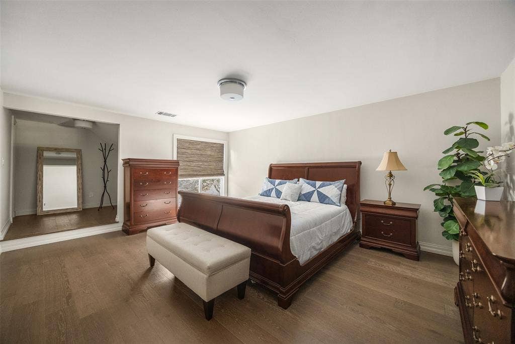 13715 Creekside Place, Dallas, TX 75240 13715 Creekside Place, Dallas, TX 75240