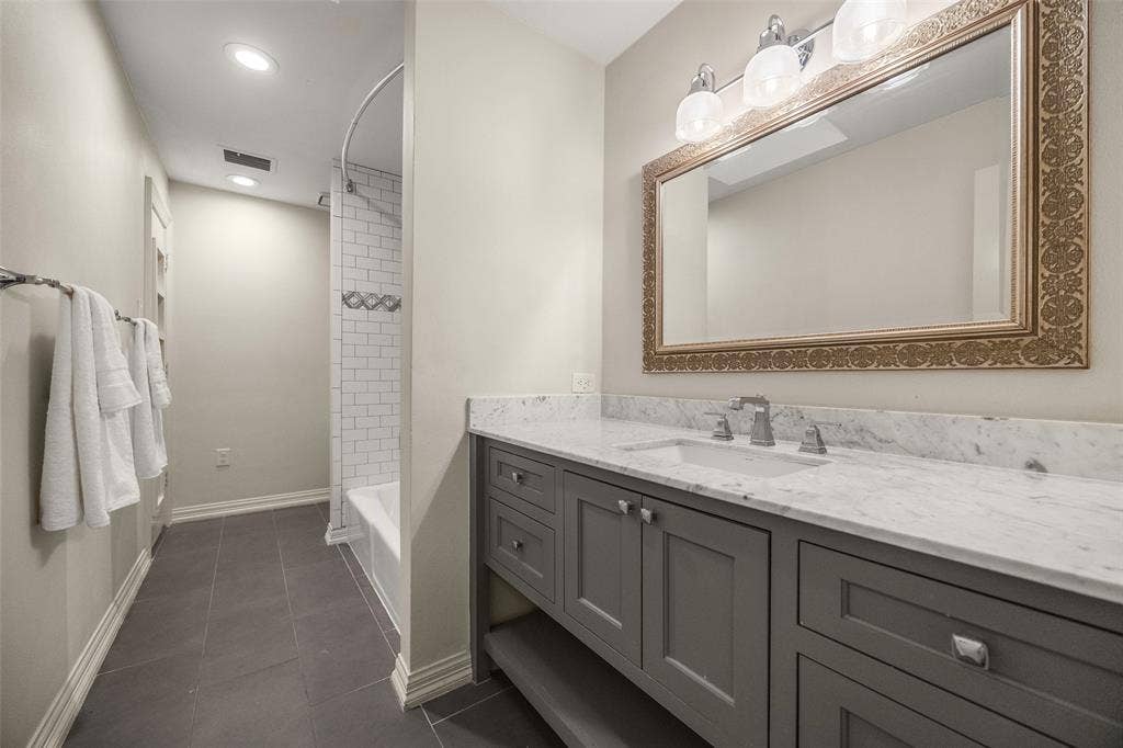 13715 Creekside Place, Dallas, TX 75240 13715 Creekside Place, Dallas, TX 75240