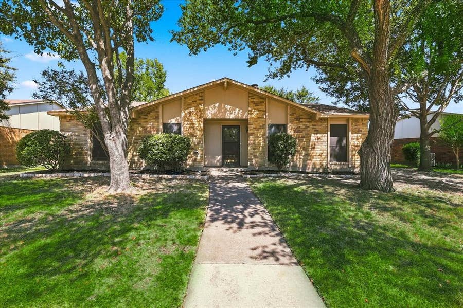 Property photo for 411 Clear Creek Lane, Coppell, TX