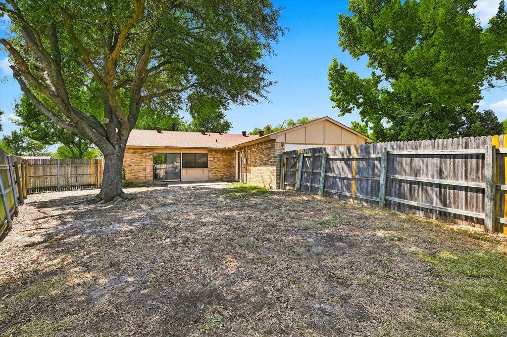 411 Clear Creek Lane, Coppell, TX 75019 411 Clear Creek Lane, Coppell, TX 75019