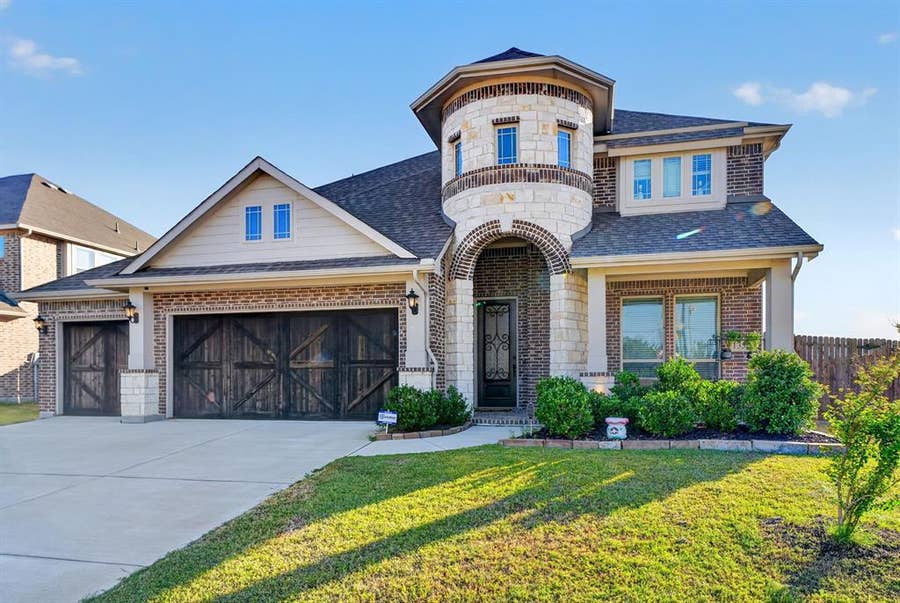 Property photo for 1350 Skylar Drive, Forney, TX