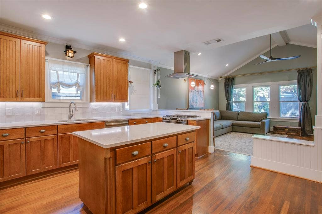 6019 Goliad Avenue, Dallas, TX 75206 6019 Goliad Avenue, Dallas, TX 75206