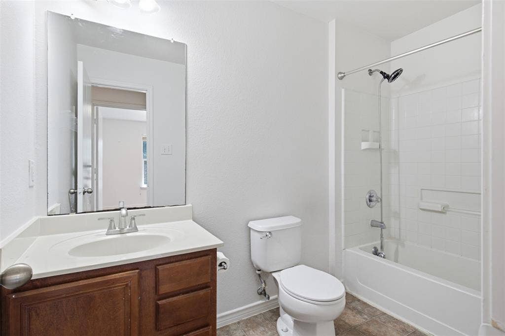 6904 Bountiful Grove Drive, McKinney, TX 75070 6904 Bountiful Grove Drive, McKinney, TX 75070