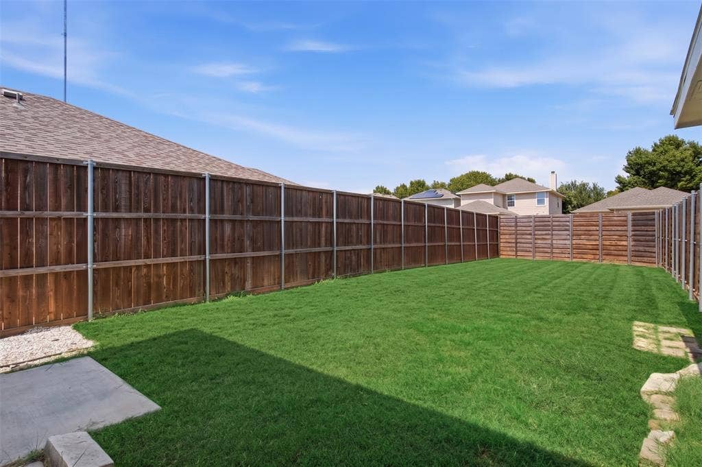 6904 Bountiful Grove Drive, McKinney, TX 75070 6904 Bountiful Grove Drive, McKinney, TX 75070