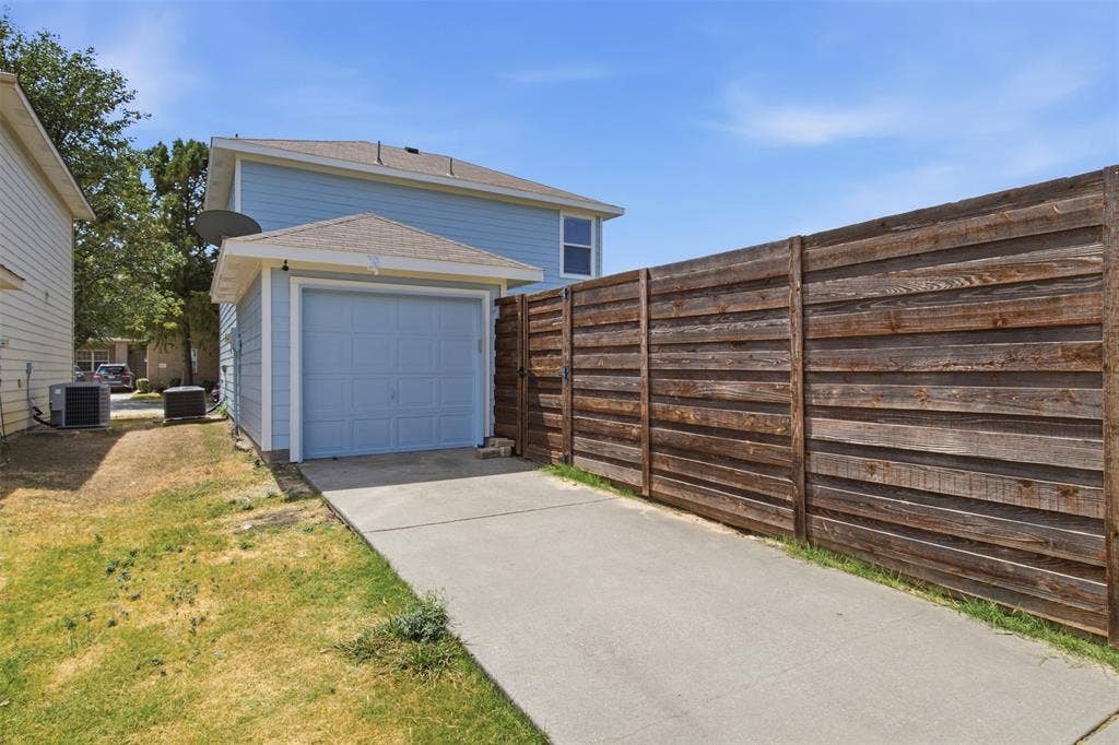 6904 Bountiful Grove Drive, McKinney, TX 75070 6904 Bountiful Grove Drive, McKinney, TX 75070