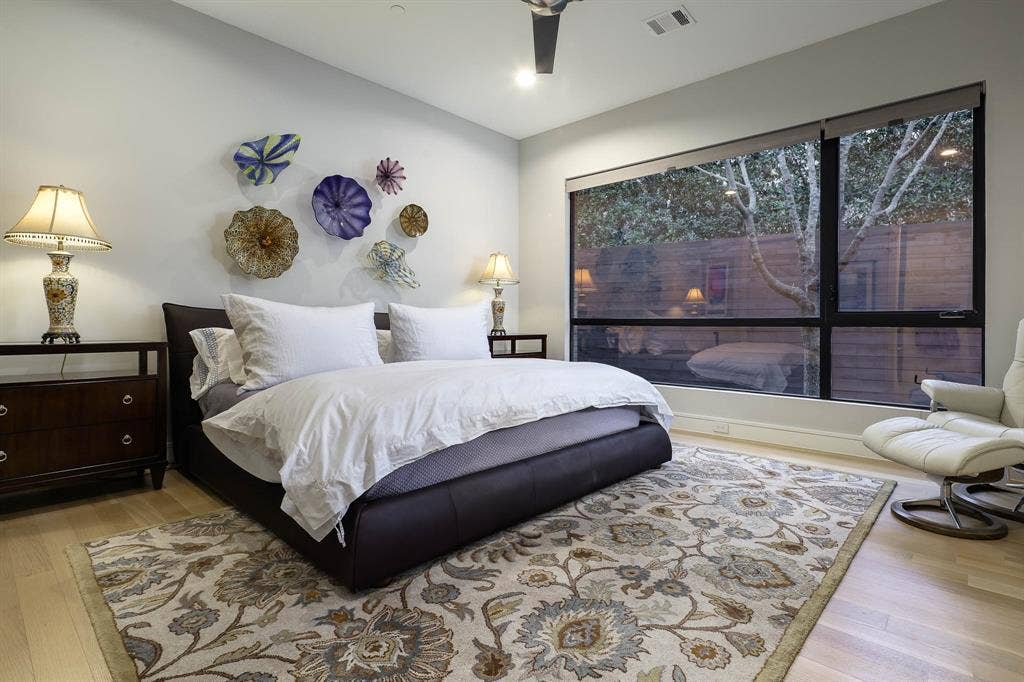 4745 Crooked Lane, Dallas, TX 75229 Secondary bedroom with walk-in closet