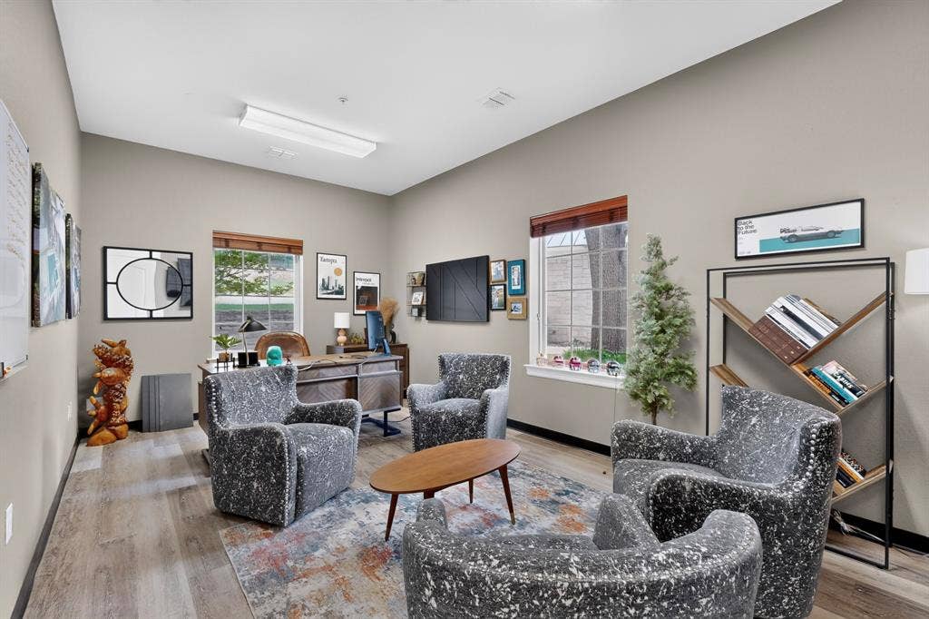 2230 Bush Drive, McKinney, TX 75070 2230 Bush Drive, McKinney, TX 75070