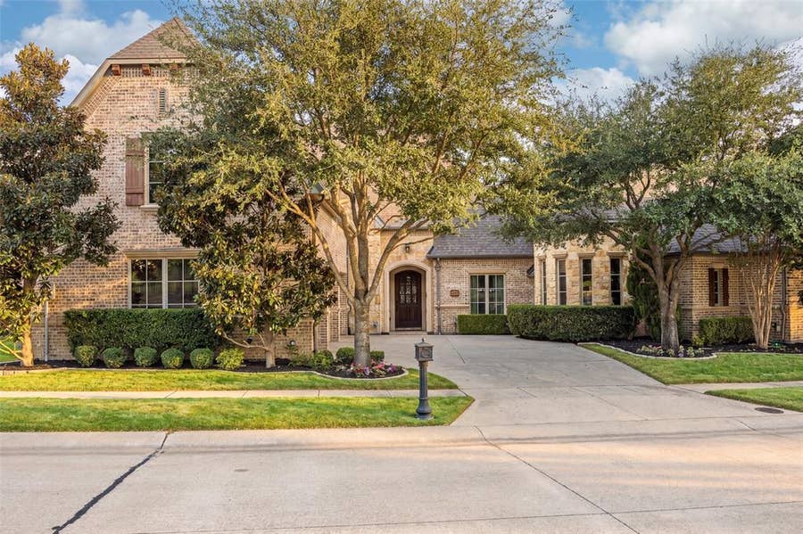 Property photo for 6205 Avalon Woods Drive, McKinney, TX