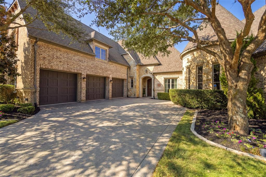 6205 Avalon Woods Drive, McKinney, TX 75072 6205 Avalon Woods Drive, McKinney, TX 75072
