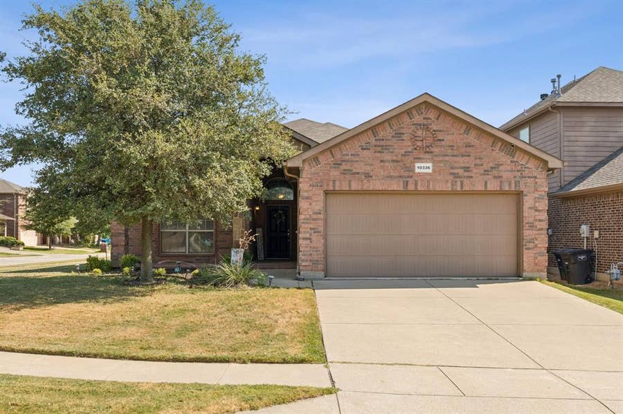 Property photo for 10336 Point Lobos Trail, Fort Worth, TX