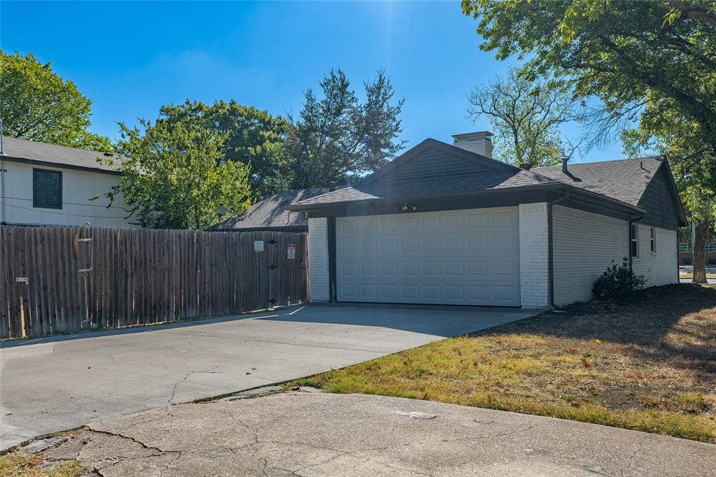 11005 Ferguson Road, Dallas, TX 75228