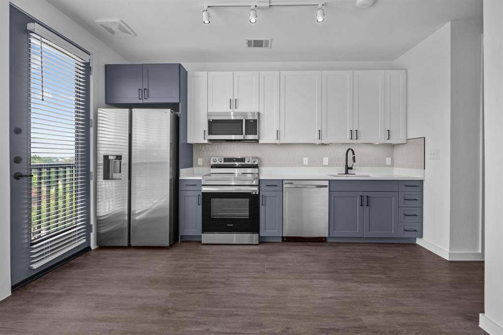 1100 N Zang Boulevard, #207, Dallas, TX 75203 1100 N Zang Boulevard, #207, Dallas, TX 75203