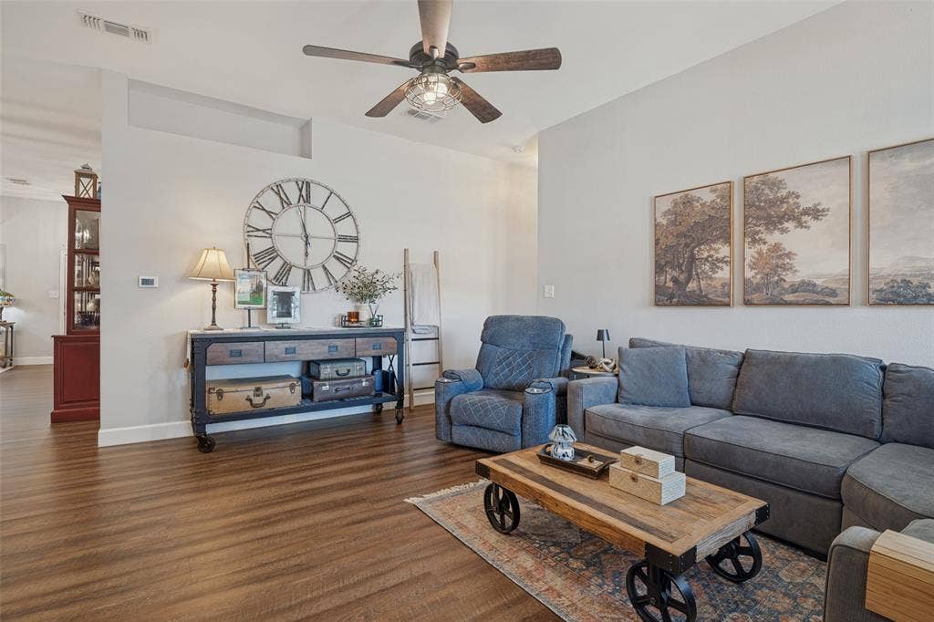 8317 Trail Lake Drive, Rowlett, TX 75088 8317 Trail Lake Drive, Rowlett, TX 75088