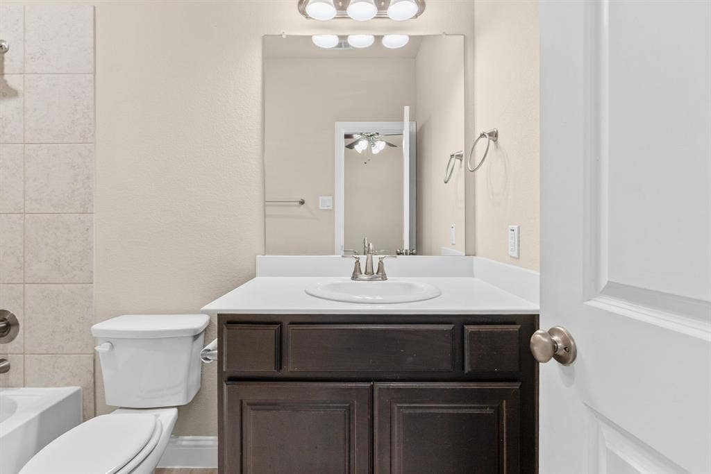 1402 Warringwood Drive, Greenville, TX 75402 1402 Warringwood Drive, Greenville, TX 75402