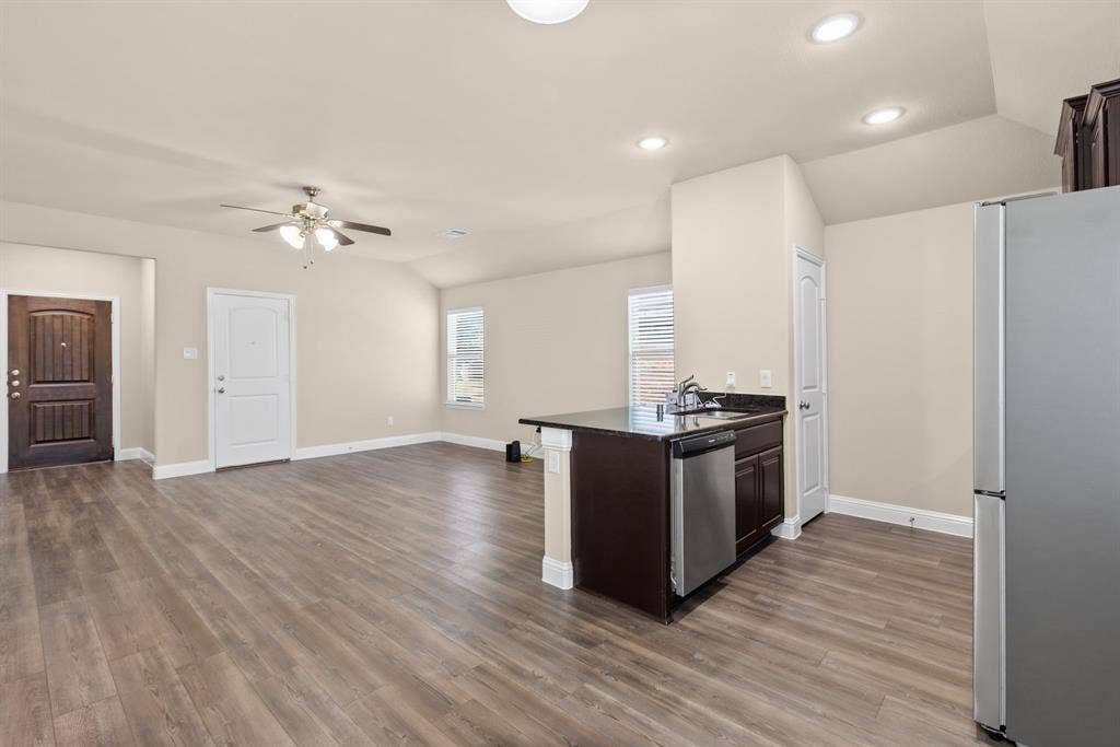 1402 Warringwood Drive, Greenville, TX 75402 1402 Warringwood Drive, Greenville, TX 75402