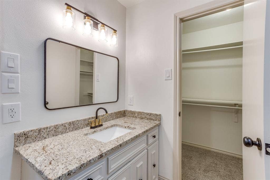 106 Sidney Drive, Glenn Heights, TX 75154 106 Sidney Drive, Glenn Heights, TX 75154