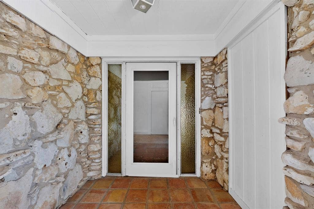 7316 N Stone Meadow Circle, Rowlett, TX 75088 7316 N Stone Meadow Circle, Rowlett, TX 75088