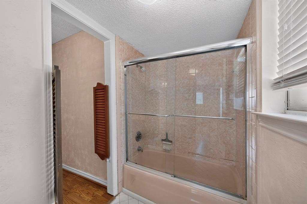 7316 N Stone Meadow Circle, Rowlett, TX 75088 7316 N Stone Meadow Circle, Rowlett, TX 75088
