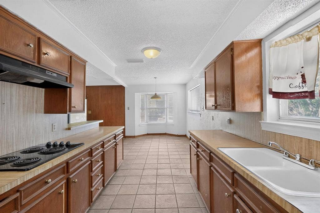 7316 N Stone Meadow Circle, Rowlett, TX 75088 7316 N Stone Meadow Circle, Rowlett, TX 75088