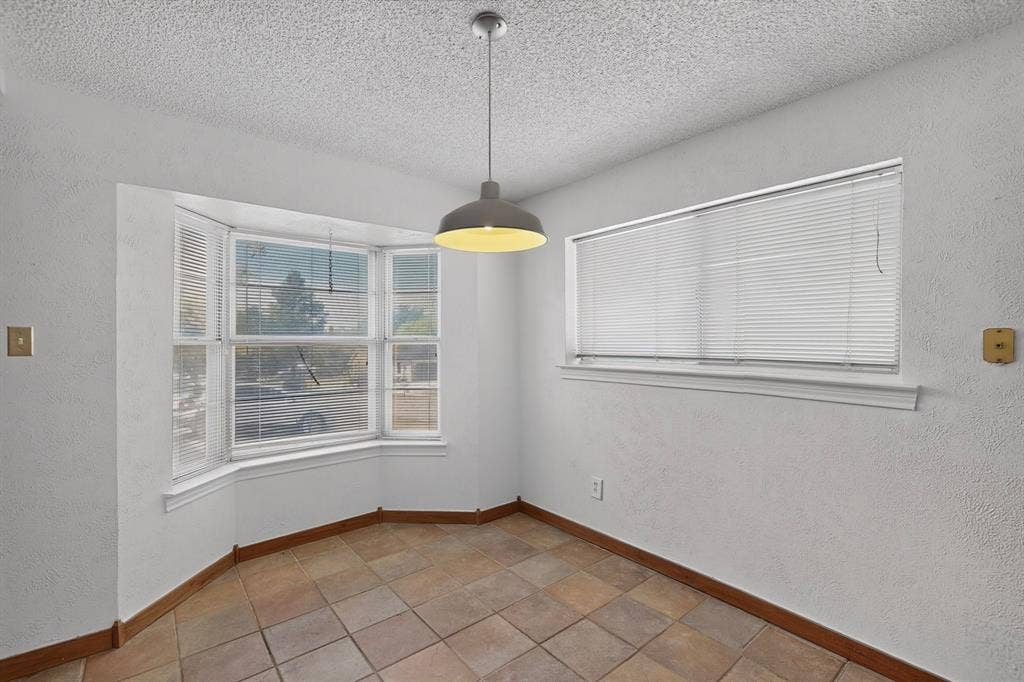 7316 N Stone Meadow Circle, Rowlett, TX 75088 7316 N Stone Meadow Circle, Rowlett, TX 75088