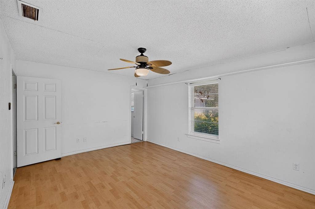 7316 N Stone Meadow Circle, Rowlett, TX 75088 7316 N Stone Meadow Circle, Rowlett, TX 75088