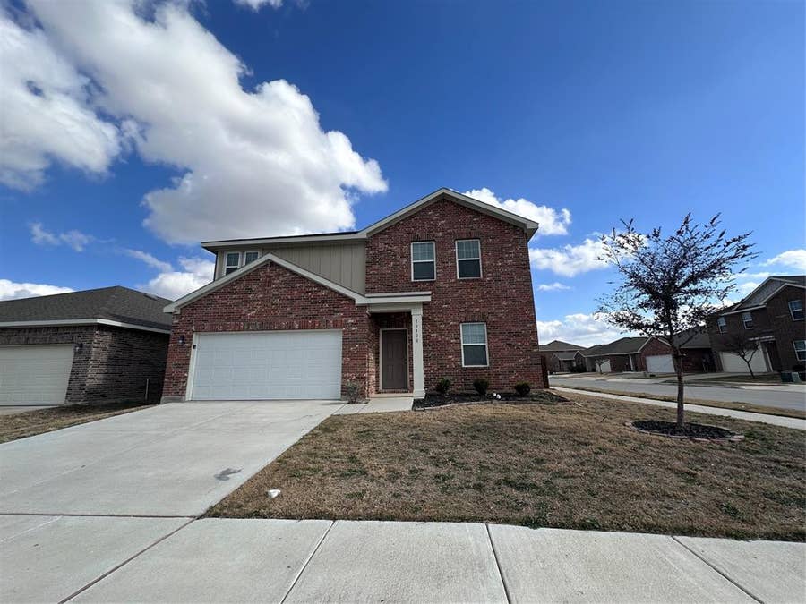 Property photo for 13400 Hiskey Drive, Fort Worth, TX