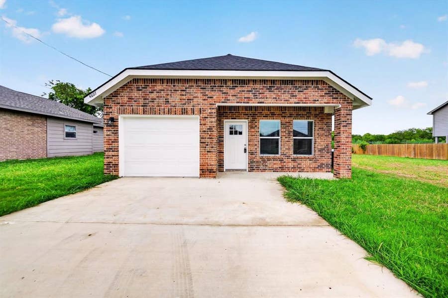 Property photo for 4607 Spencer Street, Greenville, TX
