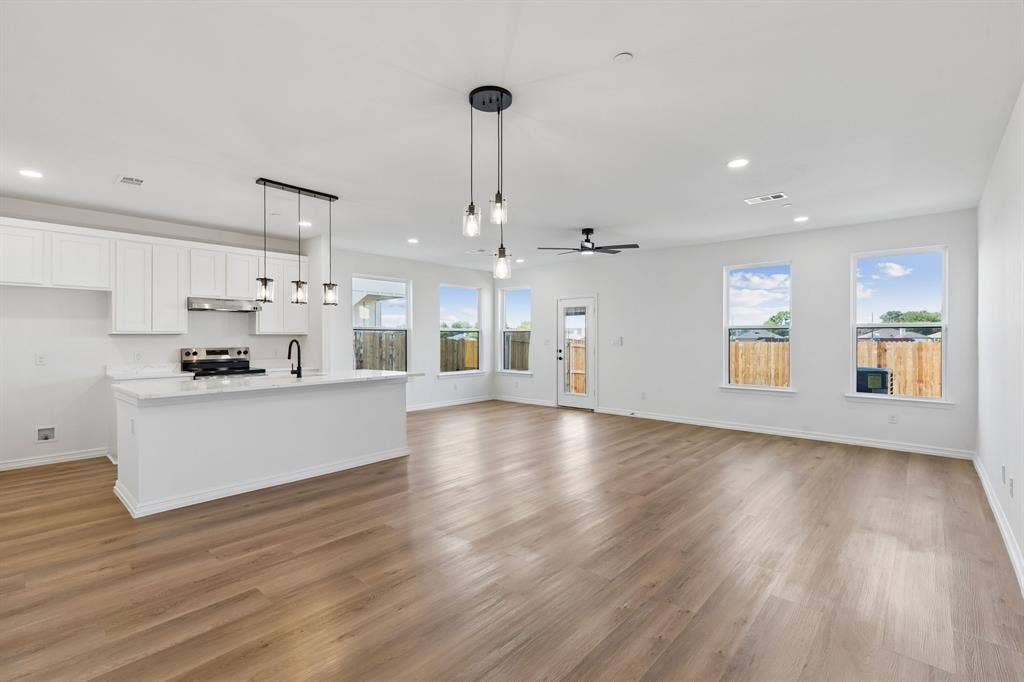4457 Crescent Heights Road, Garland, TX 75043 4457 Crescent Heights Road, Garland, TX 75043