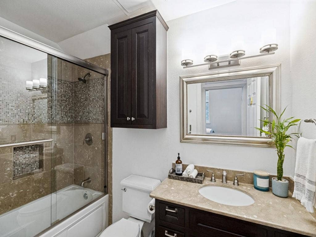 2305 Worthington Street, #206A, Dallas, TX 75204 2305 Worthington Street, #206A, Dallas, TX 75204