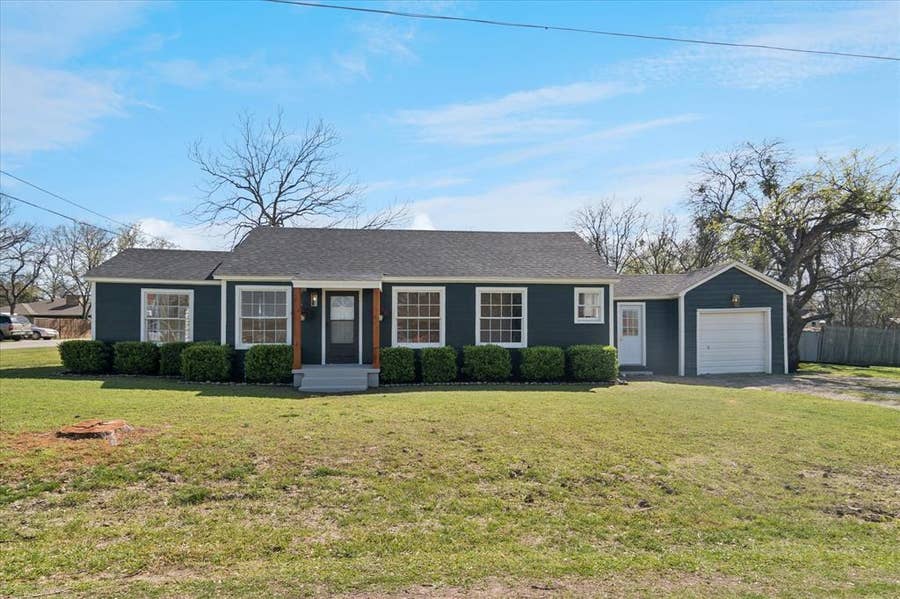 Property photo for 602 W Pecan Street, Celina, TX