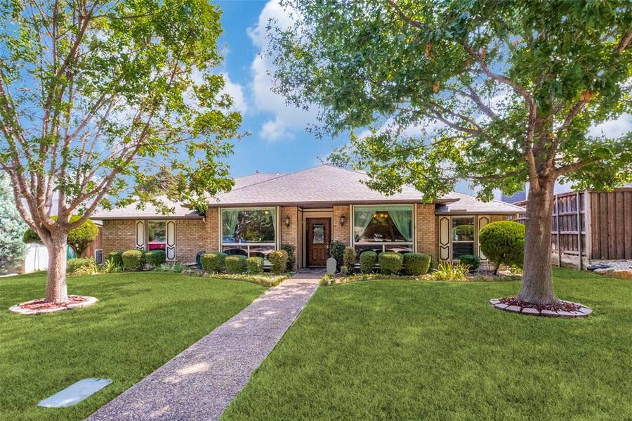 Property photo for 6024 Gentle Knoll Lane, Dallas, TX