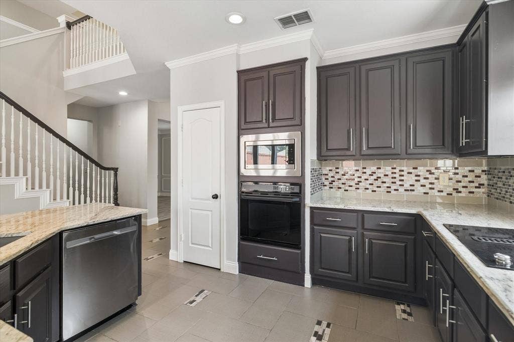 4661 Baldwin Lane, Plano, TX 75024 4661 Baldwin Lane, Plano, TX 75024